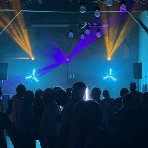 Ambiance anniversaire et soirée dansante